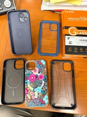 Blue Floral and Solid Blue iPhone 15 cases and screen protectors Case Set